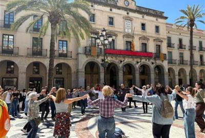 Vilanova i la Geltrú amplia Sant Jordi amb més parades, espais i activitats a tota la ciutat. Ajuntament de Vilanova
